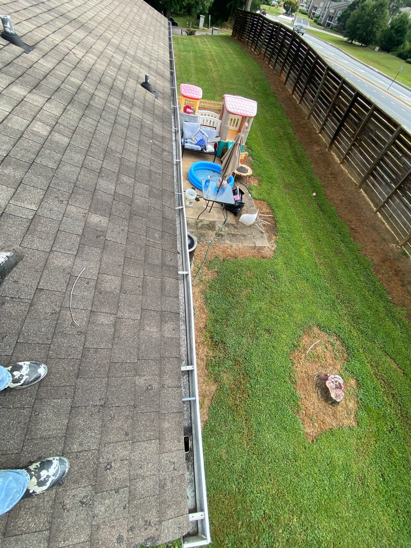 Exterior cleaning service area in Dahlonega Georgia mountain community