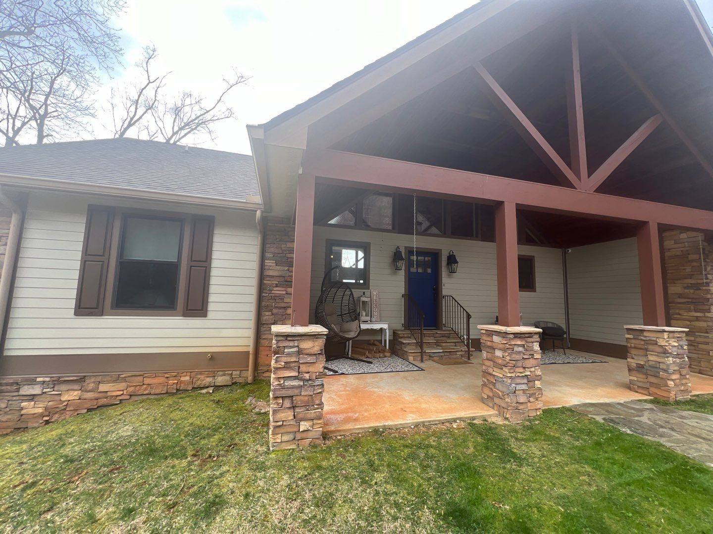 Residential window cleaning results showing crystal clear glass in North Georgia