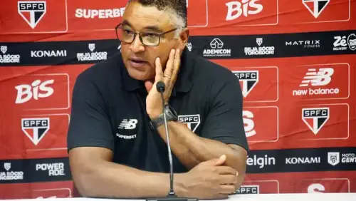 Roger Machado analisa decisões tomadas em empate tricolor