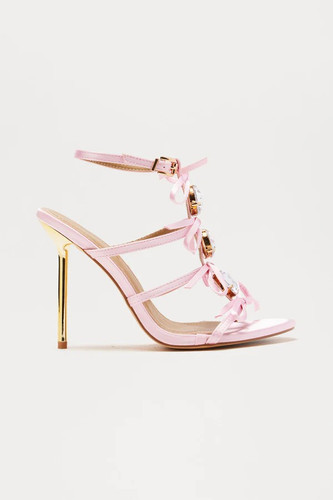 06 05 25 S15 56 ORIANNA Pink ZSR CZ 11 32 57 FLATLAY 15087 ES.jpg