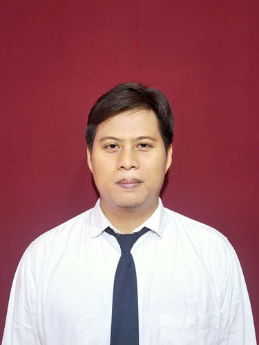 FOTO DIKA PUTIH BERDASI 3X4.jpg