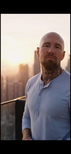 jason 10 rooftop city direct gaze.jpg