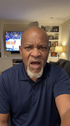 v4 facecam tv black.jpg
