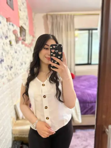 نودز مصرية بمفعول حبة فياجرا جسمها كيرفي علي الاخر تتصور لحبيبها وتوريلو بزازها وتدعك بكسها 55 768x1.webp