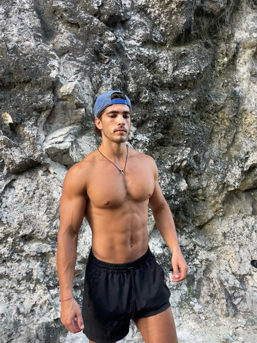 kylekuznik 1759673378 3736733594736992548 1204510304.jpg