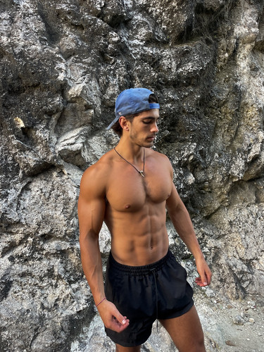 kylekuznik 1759673378 3736733594636342475 1204510304.jpg