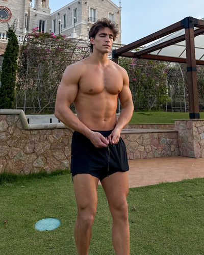 kylekuznik 1744986040 3613527271850048392 1204510304.jpg