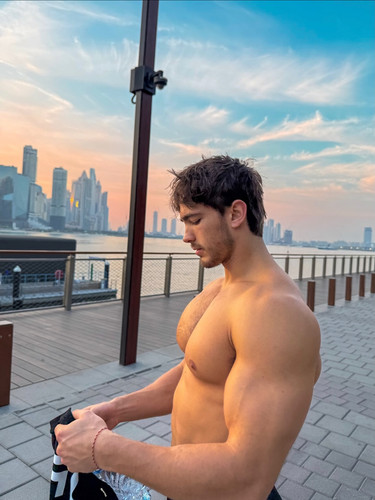 kylekuznik 1763387893 3767890799875932272 1204510304.jpg