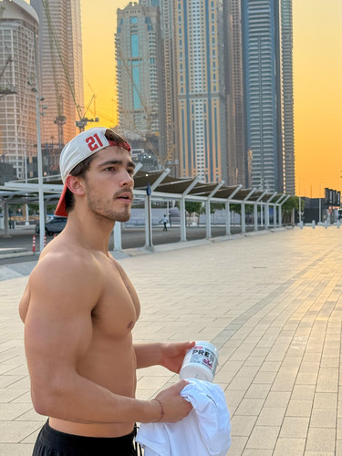 kylekuznik 1764507690 3777286740345185934 1204510304.jpg