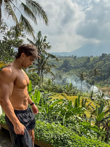 kylekuznik 1750605105 3660663407214748464 1204510304.jpg