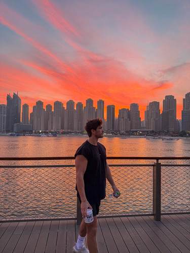 kylekuznik 1763387893 3767891952915315918 1204510304.jpg