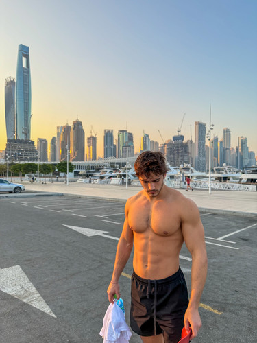 kylekuznik 1764507690 3777286740378779252 1204510304.jpg