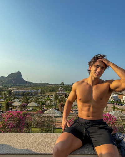 kylekuznik 1741872428 3587408400806193613 1204510304.jpg