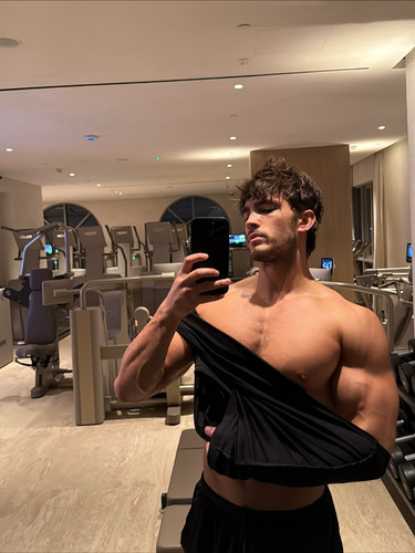 kylekuznik 1761233242 3749818679681945756 1204510304.jpg