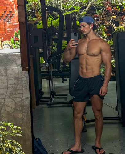 kylekuznik 1768552292 3811213680495929051 1204510304.jpg