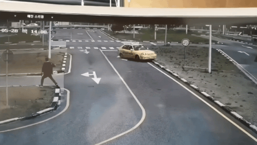 f53d3a5709766e77dbca2b5f3bfea70e65129897.gif