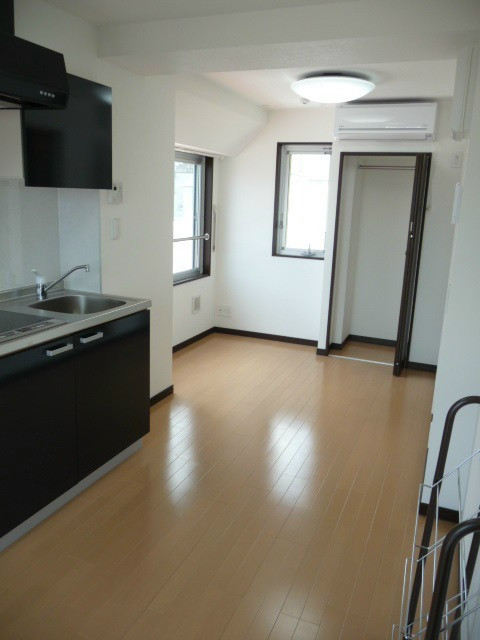 597b99451c12.jpg