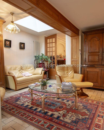 05 interior.png