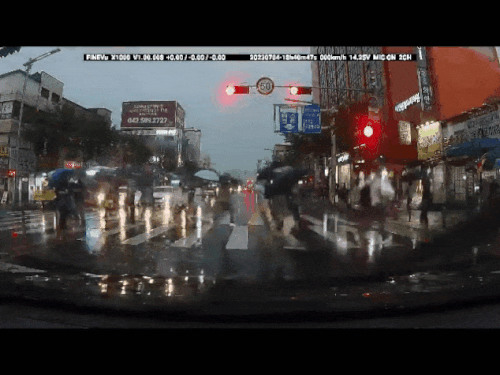 91d12fe525006d384ee005677f00b1ee6fea2aff.gif