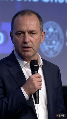 duo5 conference speaker.jpg