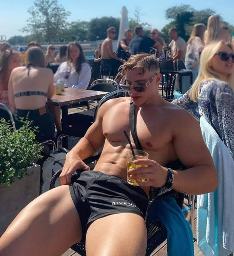 tumblr 2c668ce068861a060acee6f6d6efcd0e 9ea81f78 1280.jpg