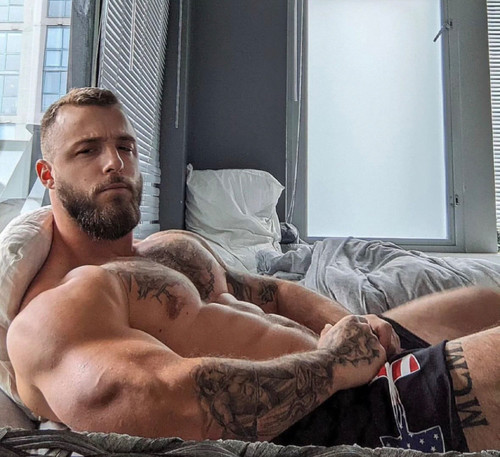 tumblr 5c5af68d8eb79d94057ea761d5166a42 cad2eca8 1280.jpg