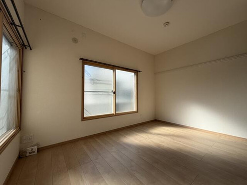 81e800ed02e4.jpg