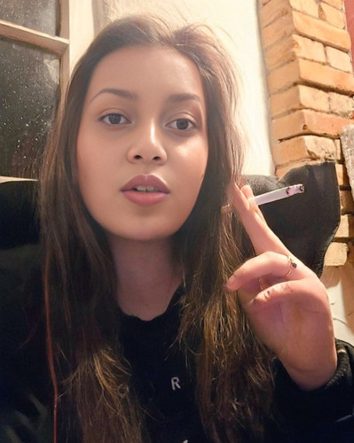 selffe iza.jpg