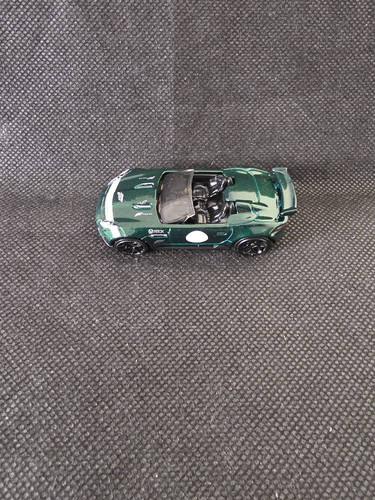 615fc12ead8c.jpg