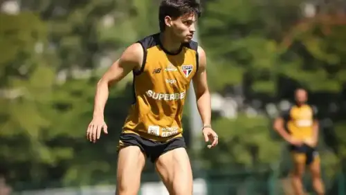 Bobadilla supera má fase e se destaca no São Paulo