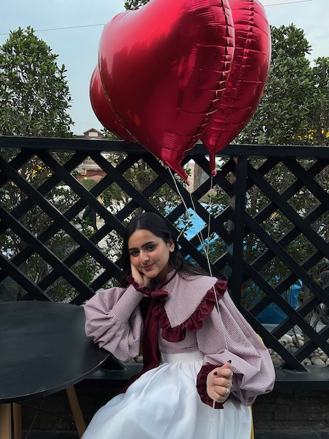 ballon skirt (2).jpg