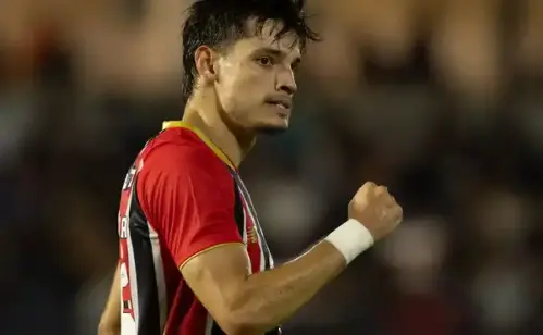 Bobadilla se destaca como pilar de consistência e supera média do elenco no São Paulo