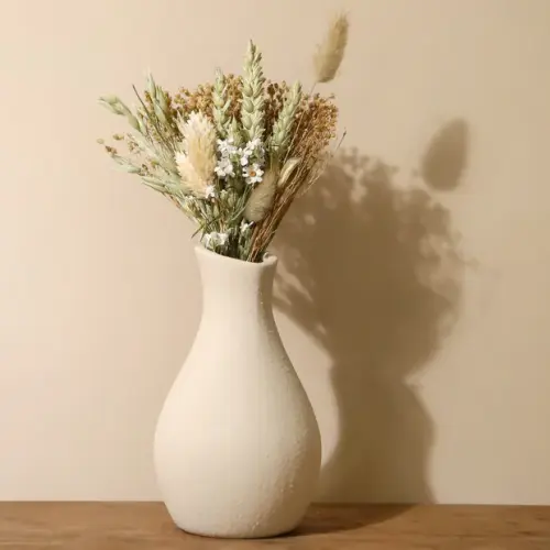 natural dried flower bouquet letterbox gift o21a5366 620x620.webp