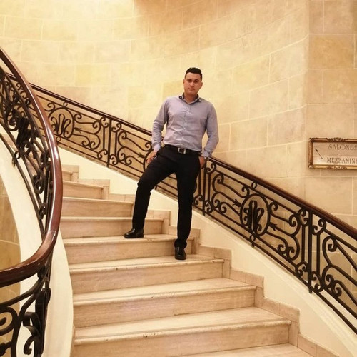 Carlos.jpg