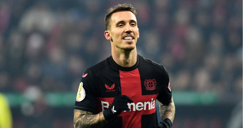 alejandro grimaldo bayer leverkusen 2023 24 1711637186 133040.jpg