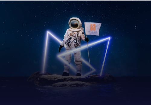 imgi 65 astronaut space suit with neon lights flag.jpg 1.png