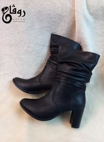 black shoes.png