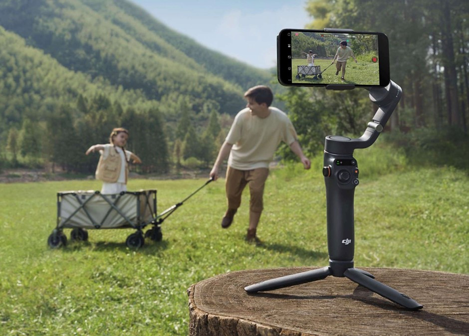 DJI’s Osmo Mobile 8P Phone Gimbal Has a Detachable Remote Monitor site:dpreview.com