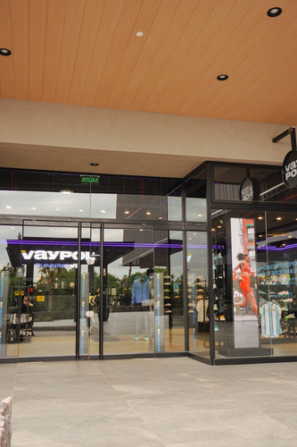 fe48022153bb.jpg