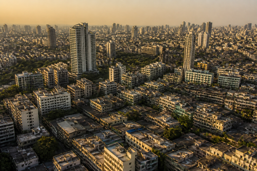 019 realtors cautious till september amid global risks.png