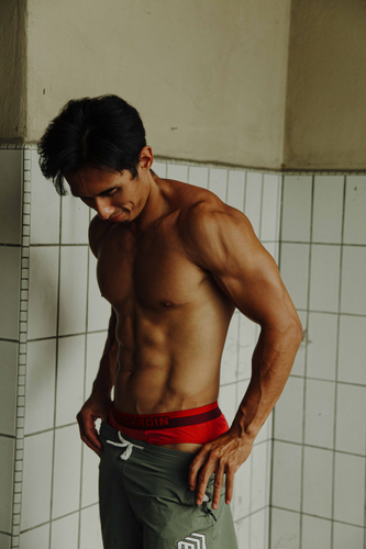 Fahmi (1).png