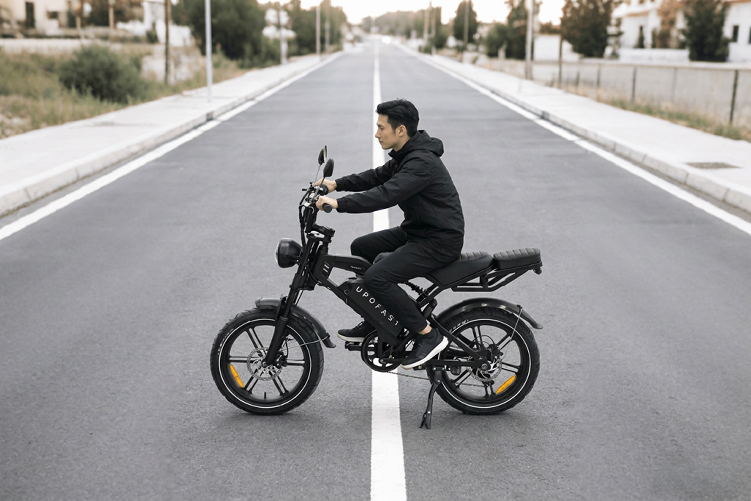 The sleek seat of the V-Photon.