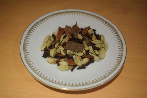 Bengali garam masala recipe steps 3 01.jpg