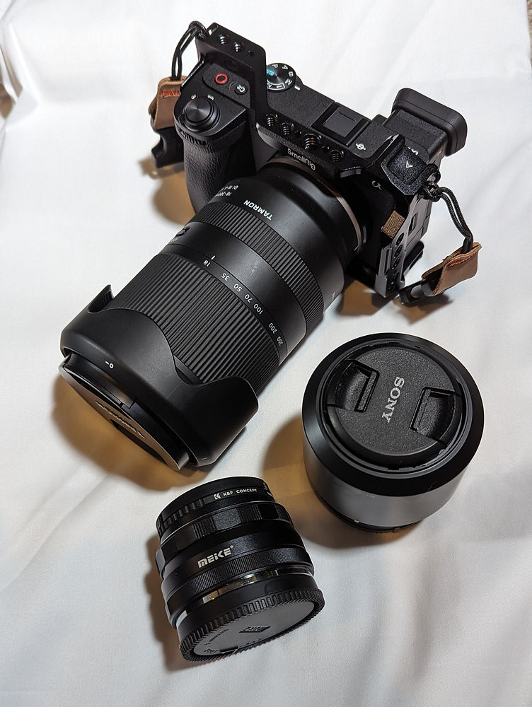 Sony says “APS-C is growing,” but I don’t think any major cropped-sensor Alpha u