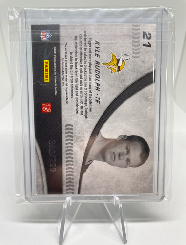 2011 Panini Donruss Elite Kyle Rudolph New Breed Rookie Patch 299 #21 (2).1