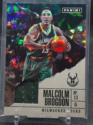2017 Panini Black Firday Malcolm Brogdon Cracked Ice Rookie Patch 25.1