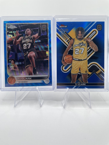 2022 23 Topps OTE Chrome TJ Clark Rookie Auto + Green 75 Blue 99 & Refractors (6).1