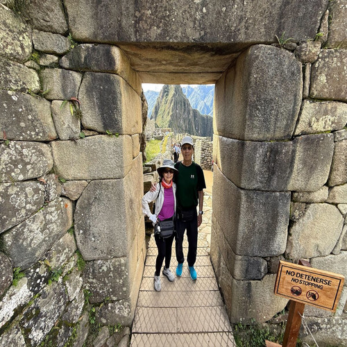 mom dad doorway 1776270870.jpg