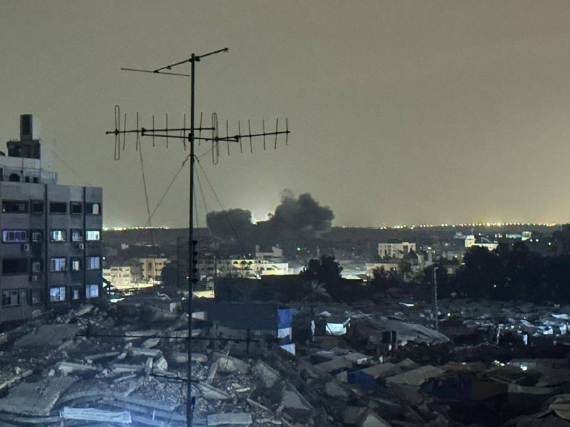 الاحتلال ينفذ عملية نسف لمبانٍ شرق حي التفاح بمدينة غزة...