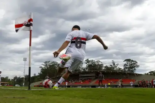 Avaí e São Paulo se enfrentam em duelo decisivo pelo Campeonato Brasileiro Sub-20